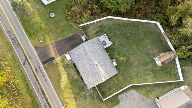 160 Clamsteam Road, Halfmoon, NY 12065