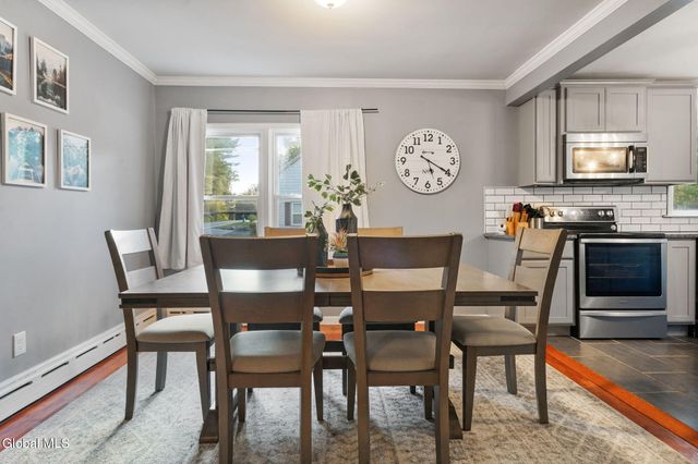 160 Clamsteam Road, Halfmoon, NY 12065