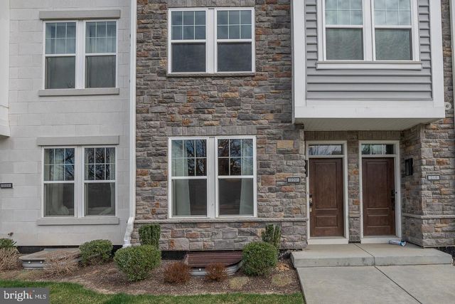 220 CHARLES ELLIS DR, Newtown Square, PA 19073