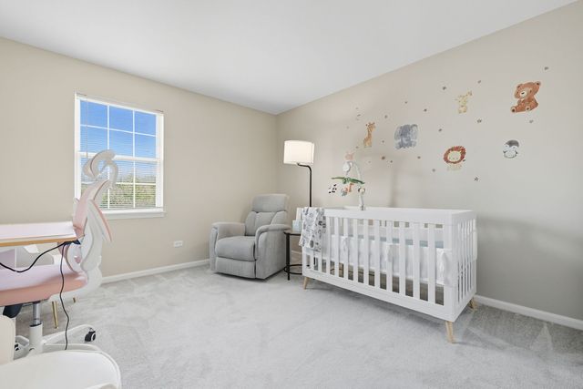 93 Berkshire Court, Gurnee, IL 60031