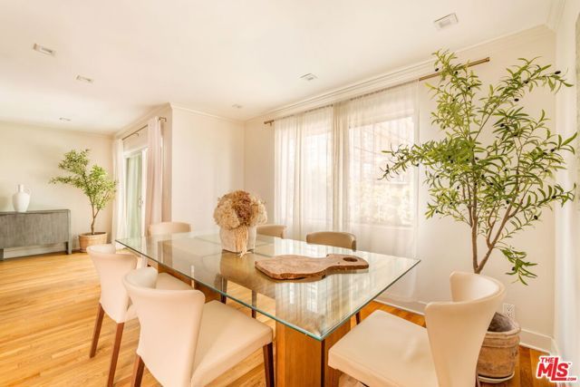 321 N Palm Drive 3, Beverly Hills, CA 90210