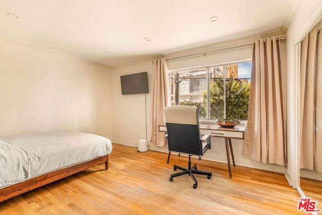 321 N Palm Drive 3, Beverly Hills, CA 90210