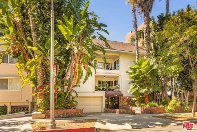 321 N Palm Drive 3, Beverly Hills, CA 90210