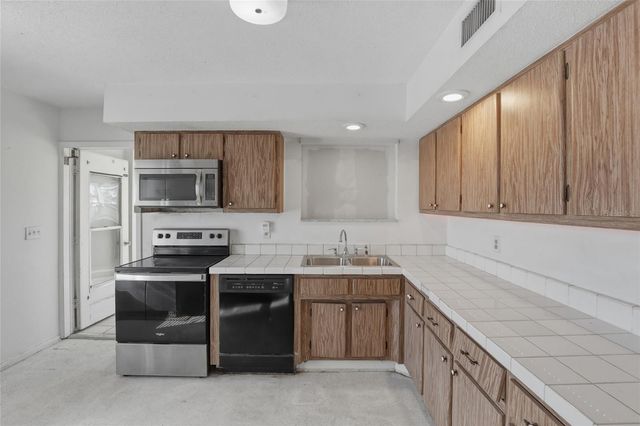 1621 SHEEHAN BOULEVARD, Port Charlotte, FL 33952