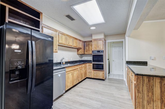 1507 Harvest Hill Lane, Arlington, TX 76014