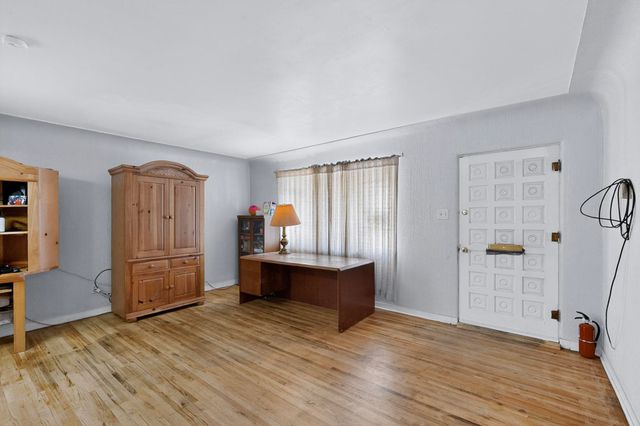 601 PALOMAS Drive SE, Albuquerque, NM 87108