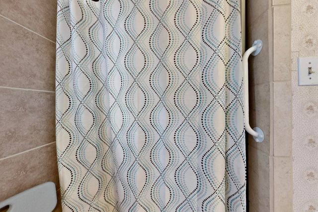 601 PALOMAS Drive SE, Albuquerque, NM 87108