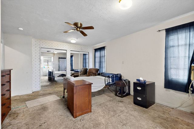 601 PALOMAS Drive SE, Albuquerque, NM 87108