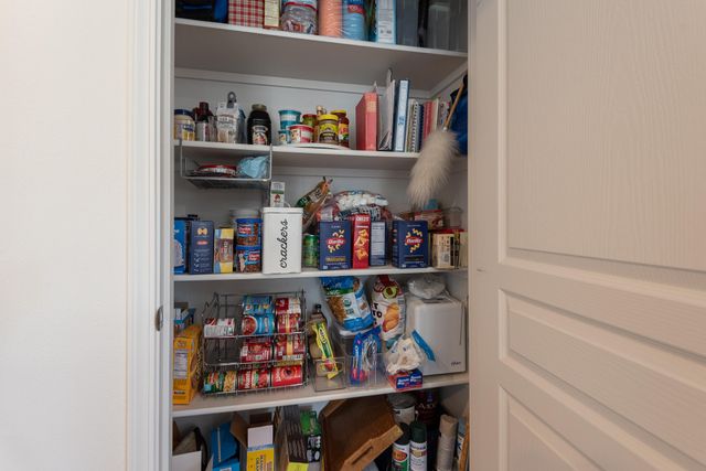 2955 NE Quiet Canyon Drive, Bend, OR 97701