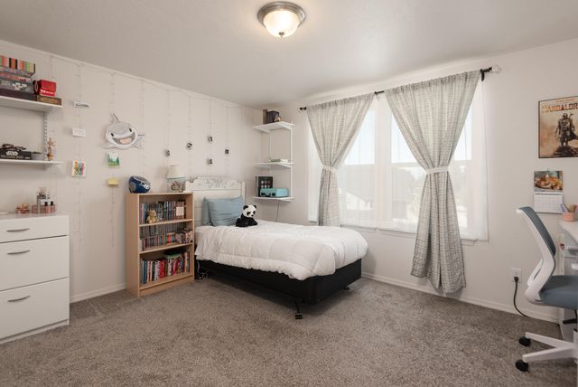 2955 NE Quiet Canyon Drive, Bend, OR 97701