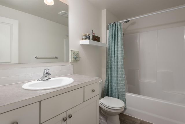 2955 NE Quiet Canyon Drive, Bend, OR 97701