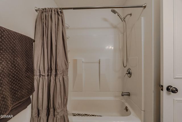 294 Cherokee Trail, Seymour, TN 37865