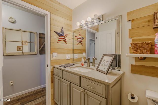 294 Cherokee Trail, Seymour, TN 37865