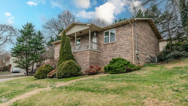294 Cherokee Trail, Seymour, TN 37865