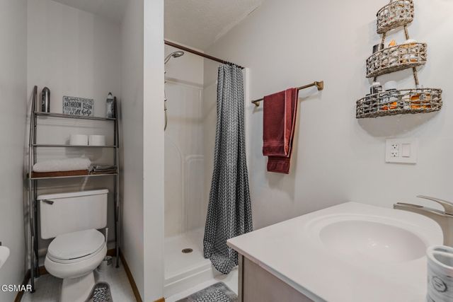 294 Cherokee Trail, Seymour, TN 37865