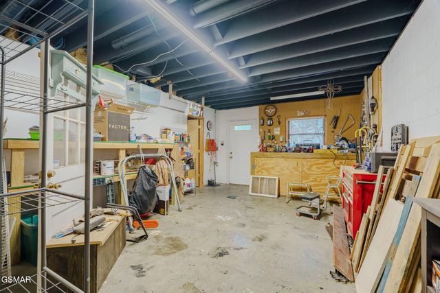 294 Cherokee Trail, Seymour, TN 37865