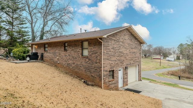 294 Cherokee Trail, Seymour, TN 37865