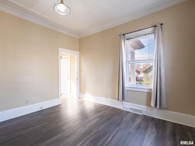 918 MARGARET Street, Pekin, IL 61554