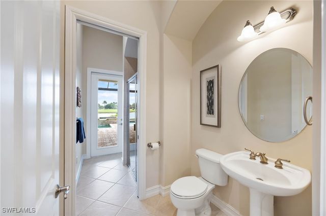 8950 Shenendoah CIR, Naples, FL 34113