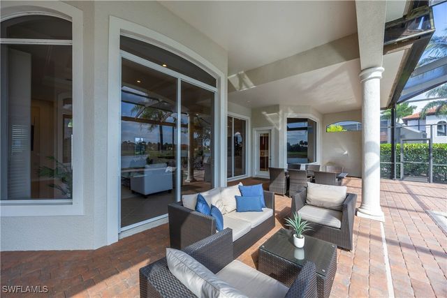 8950 Shenendoah CIR, Naples, FL 34113