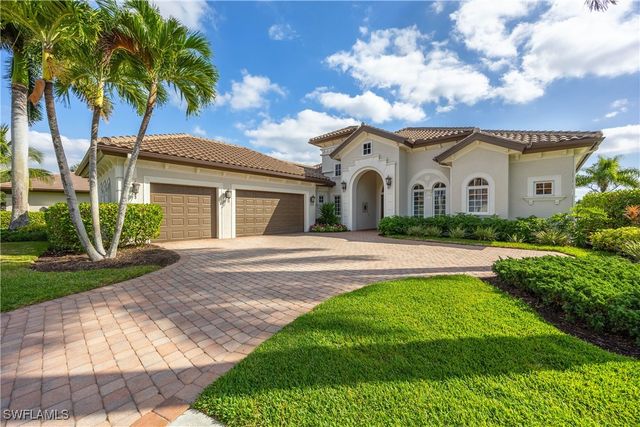 8950 Shenendoah CIR, Naples, FL 34113