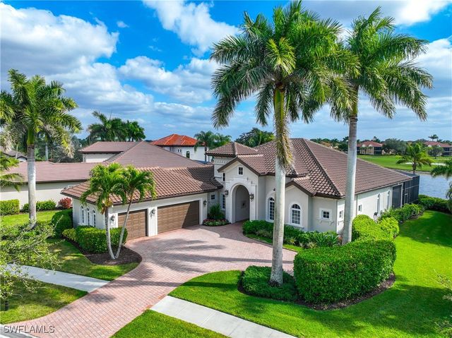 8950 Shenendoah CIR, Naples, FL 34113