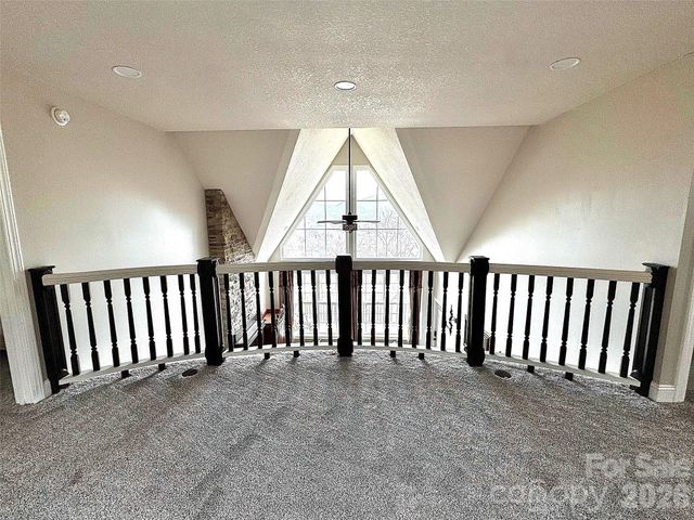 114 Nesting Ridge, Waynesville, NC 28785