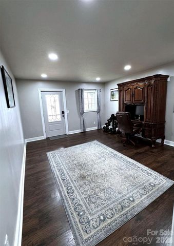 114 Nesting Ridge, Waynesville, NC 28785