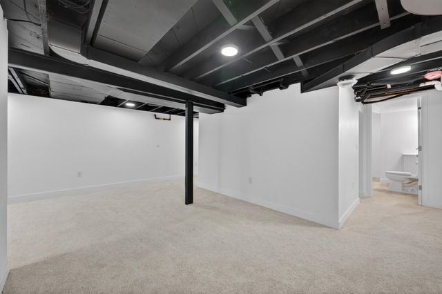 2026 Ames Avenue E, Saint Paul, MN 55119