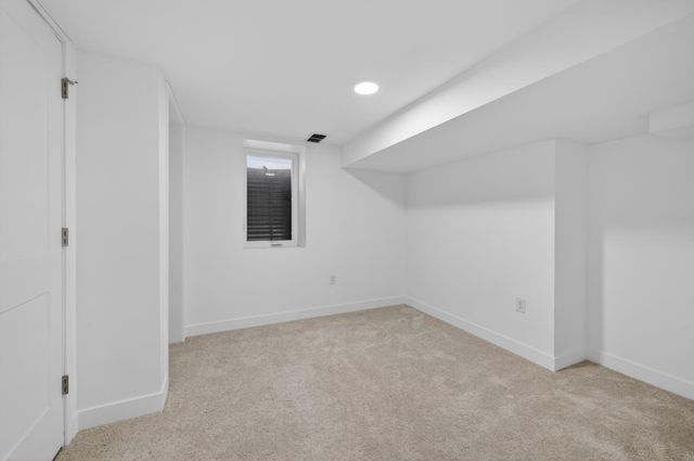 2026 Ames Avenue E, Saint Paul, MN 55119