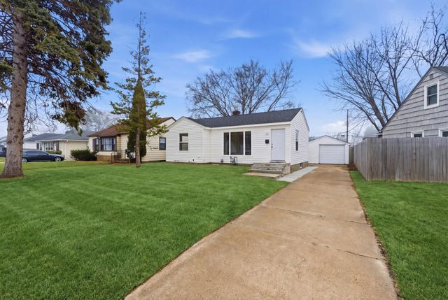 2026 Ames Avenue E, Saint Paul, MN 55119