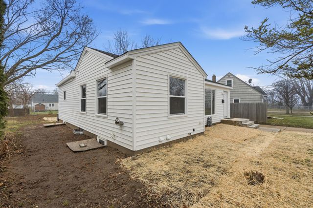 2026 Ames Avenue E, Saint Paul, MN 55119