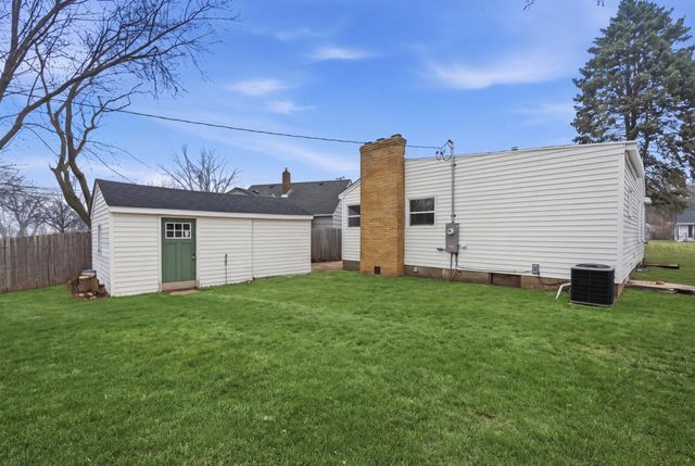 2026 Ames Avenue E, Saint Paul, MN 55119