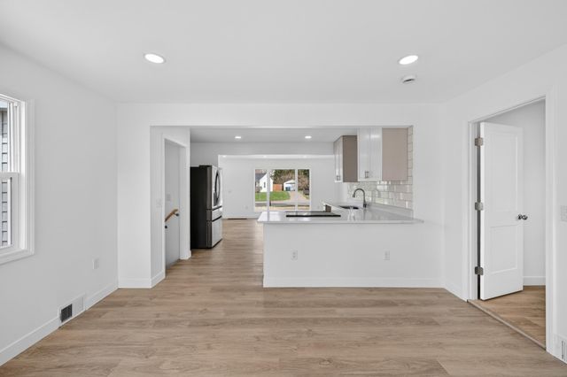 2026 Ames Avenue E, Saint Paul, MN 55119