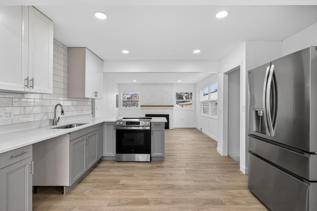 2026 Ames Avenue E, Saint Paul, MN 55119