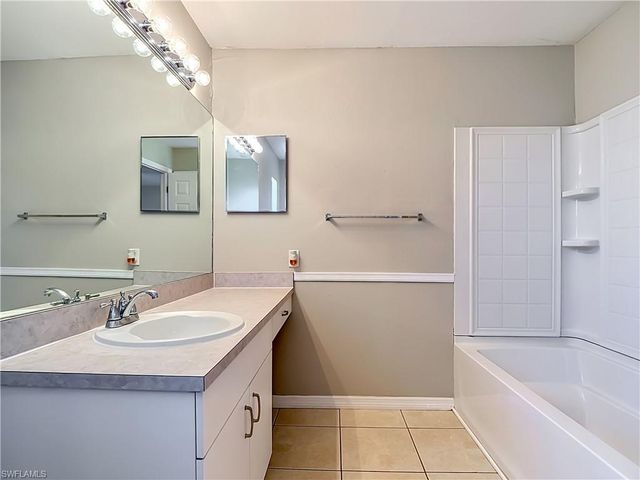 6117 Kramer AVE, Fort Myers, FL 33905