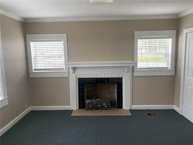 2555 Dauphin Street, Mobile, AL 36606