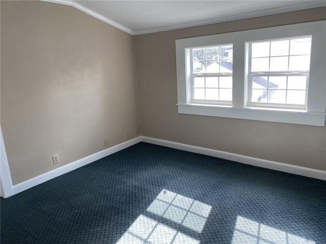 2555 Dauphin Street, Mobile, AL 36606