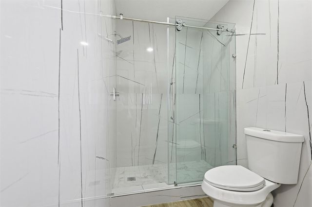 7350 Kirby Drive 21, Houston, TX 77030