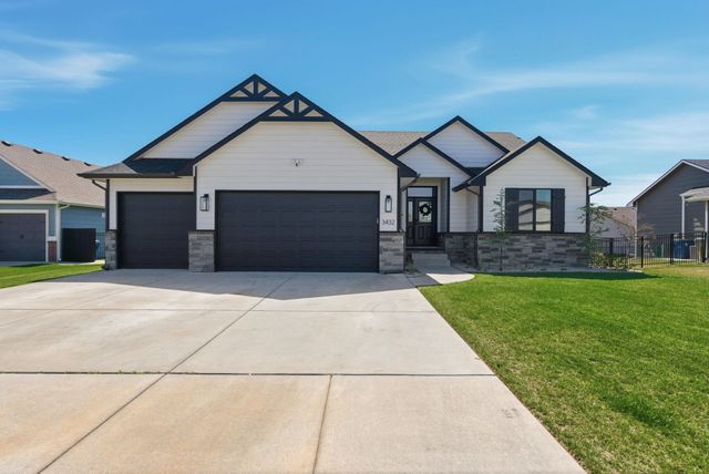 3432 S Lori Ct, Wichita, KS 67210