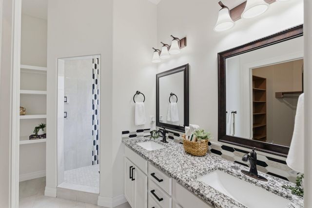 3432 S Lori Ct, Wichita, KS 67210