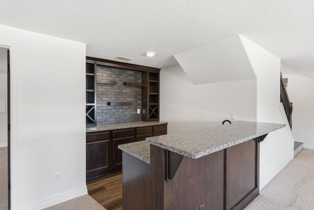 3432 S Lori Ct, Wichita, KS 67210