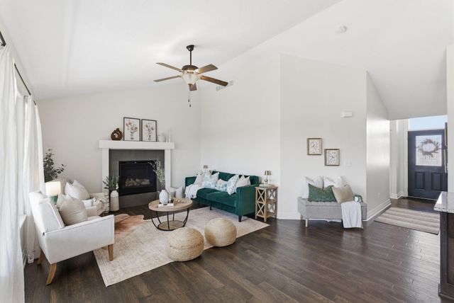 3432 S Lori Ct, Wichita, KS 67210