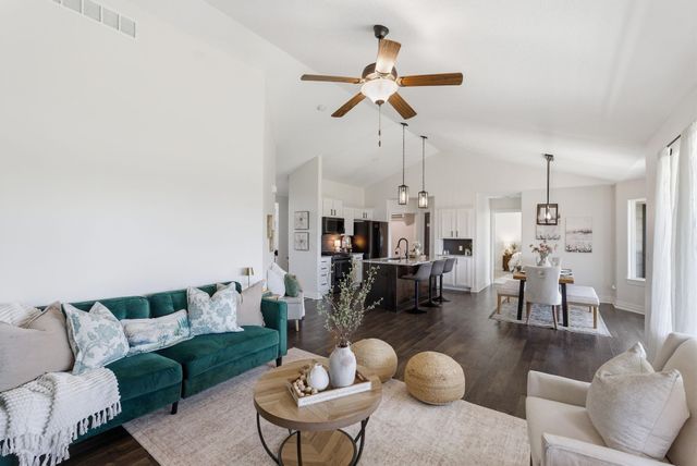 3432 S Lori Ct, Wichita, KS 67210