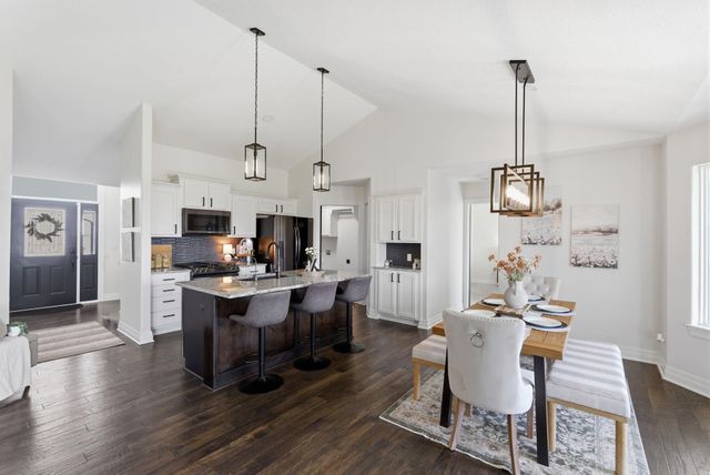 3432 S Lori Ct, Wichita, KS 67210