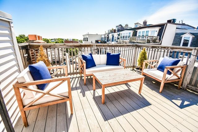 62 H St 3, Boston, MA 02127
