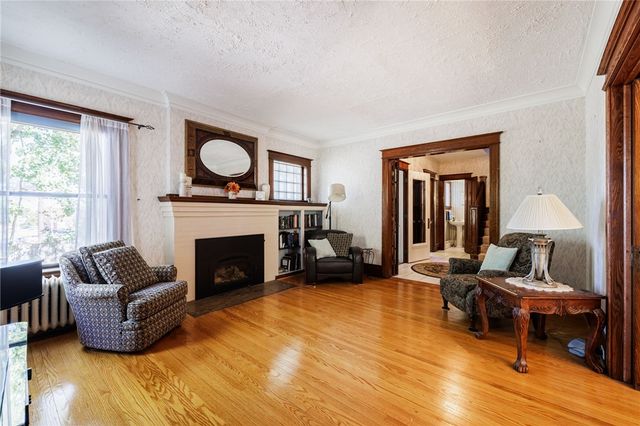 35 Hoyt Place, Rochester, NY 14610