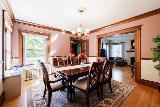 35 Hoyt Place, Rochester, NY 14610
