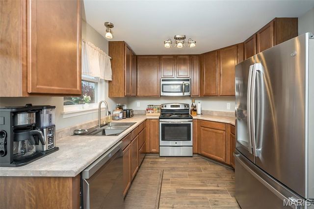 40 Chesterfield Court, Wentzville, MO 63385