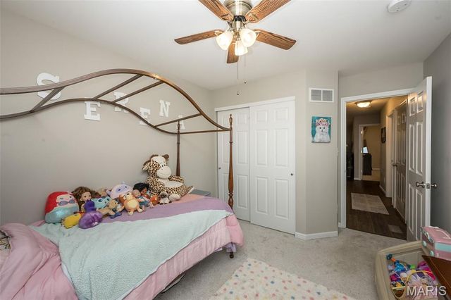 40 Chesterfield Court, Wentzville, MO 63385